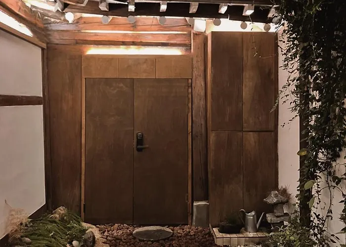 Hyeyum 감성 한옥 독채 Luxury Private Hanok ヴィラ *